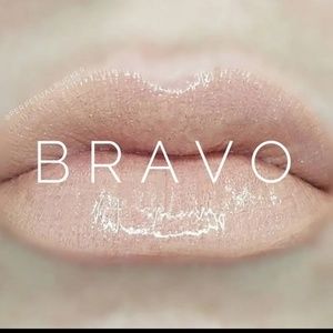 Bravo Lipsense